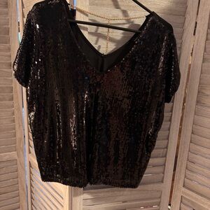 Women's Beautiful Modern Attraction Black Sequin with Gold Chain Blouse Size Med